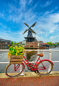 荷兰哈勒姆的风车景观城市旅游蓝色建筑学文化建筑历史性反射地标图片