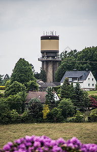 Witten高水塔自来水树木绿色天空供水蓝色草地贮存建筑物图片