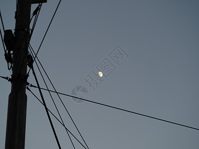 脱轴浮起的月亮天空月相摄影月球蓝天远程凸月宇宙天文天文学图片