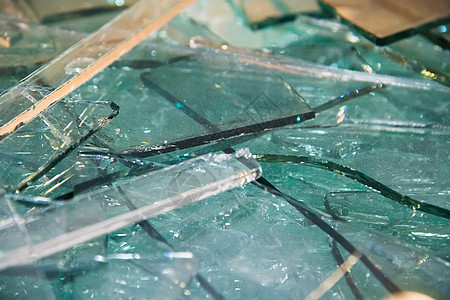玻璃厂玻璃层压工业商业窗户输送带工作机械磨砂工厂防弹图片