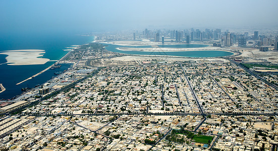 从鸟眼的视角看迪拜城市地标土地天线码头资产生长景观奢华住房工程图片