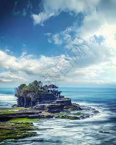 巴厘岛的寺庙Tanah Lot天空石头情调吸引力海浪异国宗教地标历史文化图片