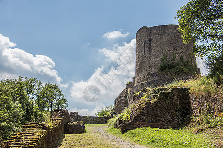 中世纪的温德克Windeck废墟防御堡垒石头建筑物建筑历史蓝色城堡天空图片