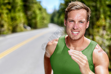 热心血管运动锻炼的运动员赛跑者图片