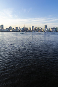 从彩虹大桥到东京湾 当天的景象场景摩天大楼城市地标海洋建筑天空景观市中心全景图片