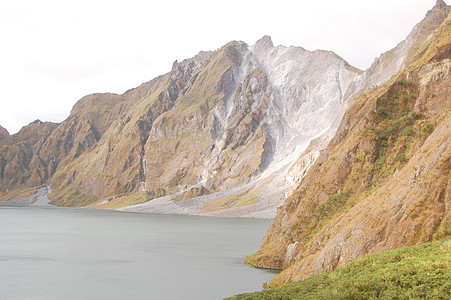 菲律宾桑巴莱斯Pinatubo湖远足首脑衬套旅游陨石冒险旅行火山口礼士火山图片