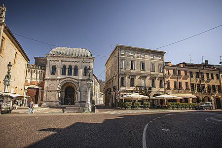 Padua市中心古老建筑图片
