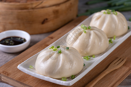 美味的罗吉 中国蒸烤肉包 可以吃在沙皇上了食物饺子早餐盘子美食饮茶产品汽船餐厅文化图片