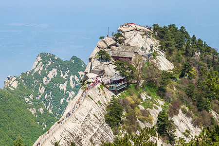 中国华山山山顶峰寺庙天空楼梯国家旅行公园树木图片
