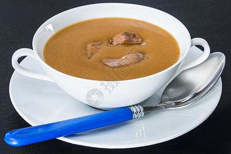 鸭汤美食盘子黑色游戏勺子食物鸭子奶油状白色午餐图片素材