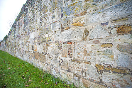 旧的中世纪修道院墙城墙砂岩历史性石头教会城堡正方形图片