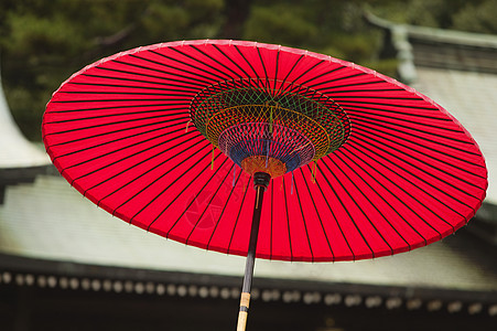 日本 日本 东京神道传统红伞文化阳伞红色纸伞低角度视图对象图片