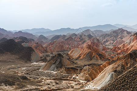 中国亚山地公园的彩虹山脉砂岩沙漠顶峰场景旅行岩石风景地质学地形丹霞图片