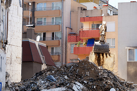 建筑垃圾推土机粉碎高清图片