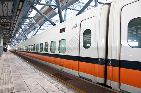 台湾高速铁路列车运输背景