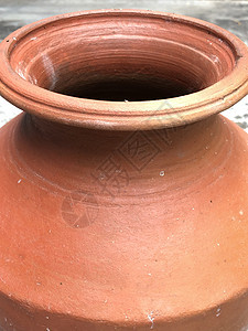 花园里有Clay锅陶器文化花瓶手工投手制品手工业陶瓷商品艺术图片
