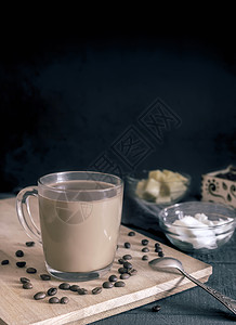 防弹咖啡 咖啡加奶油和椰子油酥油杯子牛奶减肥食谱补品黄油拿铁早餐饮食图片