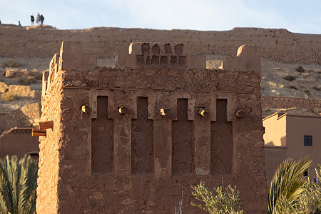 摩洛哥 古老的堡垒 Unesco遗产遗址全景历史城堡权力大篷车木头游客日落地标沙漠图片