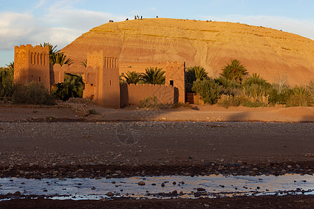摩洛哥 古老的堡垒 Unesco遗产遗址大篷车权力地标日落游戏全景商队遗产旅馆旅行图片