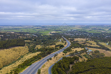 澳大利亚地区主干道路系统的鸟瞰图公园植物丘陵衬套灌木丛风景树木木头环境植物群图片