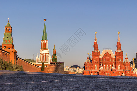 红色广场 莫斯科克里姆林宫塔和墙壁及历史博物馆图片