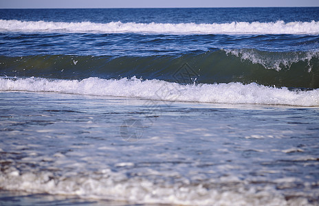美国佛罗里达州 大西洋的粗水和海浪力量极端画幅视角天气水面海岸冲浪危险台风图片