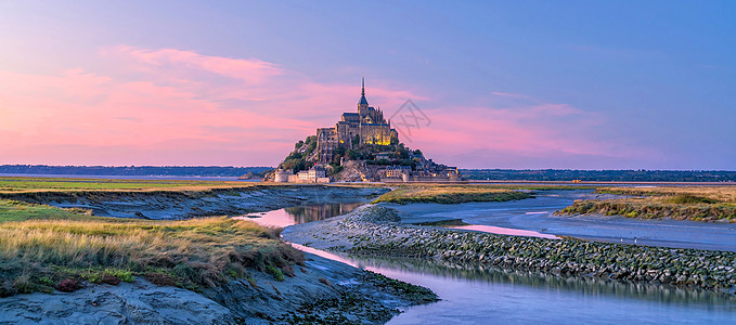 法国圣密歇尔山历史性全景城堡岩石教会遗产旅行地标旅游堡垒图片