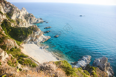 悬崖天空海湾海洋绿色蓝色风景海域旅行岩石外海图片