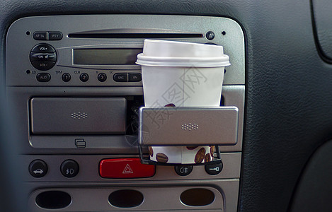 汽车杯持牌人里面的纸质咖啡杯图片