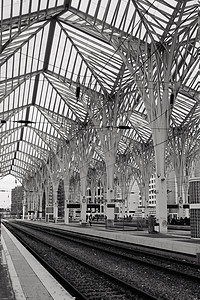 里斯本东方火车站建造建筑学建筑车站场景铁路运输城市建筑师景观图片
