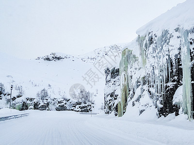 冰冻的瀑布和冰柱 挪威美丽的景观旅游蓝色仙境水晶岩石季节旅行风景天气气候图片