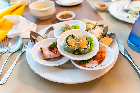 海食自助餐图片