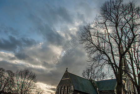 伦敦西部齐斯威克高中路 特恩姆格林的基督教堂大教堂宗教王国天空景观基督城市蓝色历史教会图片