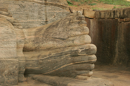 斯里兰卡古老的废墟 佛像向后仰立文化旅游旅行雕塑寺庙地标增值税雕像历史遗产图片