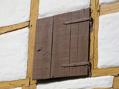 包头木梁孵化木材房子乡村木质框架房屋光束赭石图片