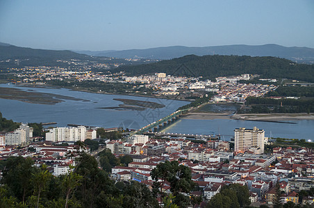 葡萄牙的市景象地区蓝色景观绿色海滩全景中心城堡天空海洋图片