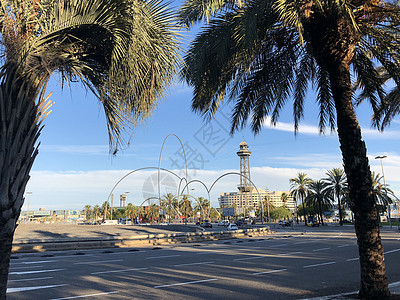 巴塞罗那德拉萨内斯环形广场城市缆车电车运输旅游图片