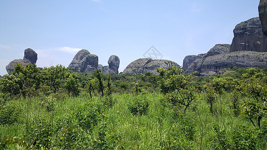 的黑岩风景岩石顶峰图片