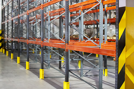 储存产品的仓库货架的金属结构 单位 千美元橙子运输商业货物制造业植物贮存地面机库库存图片
