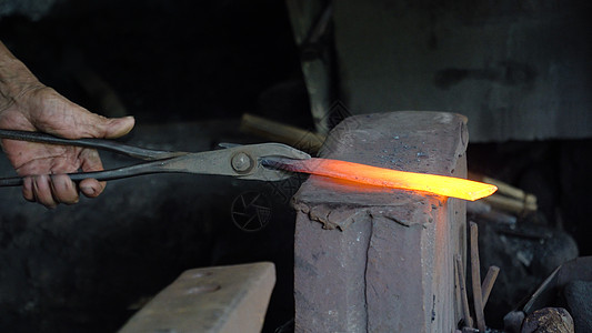 铁匠工场的安维尔工业马蹄工艺职业火花制造业篝火作坊工具工作图片