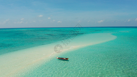 桑迪海滩在环礁湖 有绿石水 在菲律宾巴拉巴克 帕拉万旅行热带环礁沙滩风景蓝色海洋景观海岸岛屿图片