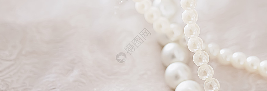 珍珠首饰作为奢侈品 gif电影项链新娘珠宝奢华宝石织物白色丝绸材料图片