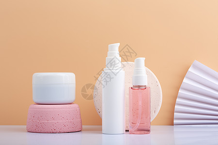 针对蜜蜂背景的面霜 洗涤剂或面具 润滑剂以及清洁和脱叶泡沫 用于日常皮肤护理图片