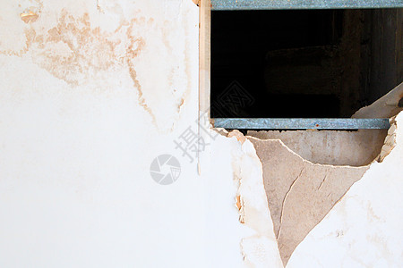 因漏水而损坏的内部石膏天花板霉菌房子建筑学材料木板装修建筑安装房间建造图片