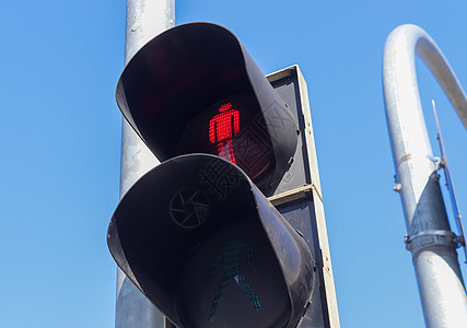 行人和自行车的绿灯和红色交通灯街道红绿灯绿色车道安全蓝色控制警告信号黄色图片