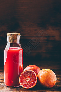 瓶血橙汁图片