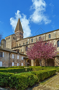 法国图尔努斯圣菲利伯特修道教堂宗教大教堂建筑学历史性天空历史蓝色巡回赛回廊建筑图片