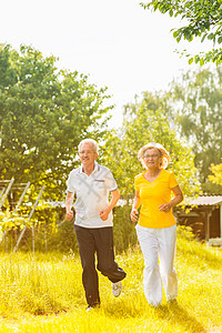 迪马济奥：斯帕莱蒂愿意与尤文签约到赛季结束，进欧冠自动续约