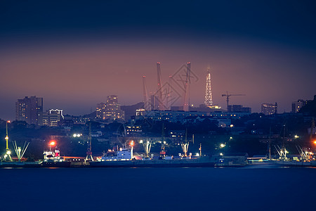 城市风景与夜间城市的景色水面建筑学港口景观桥梁海岸线夜景建筑物旅游船舶图片