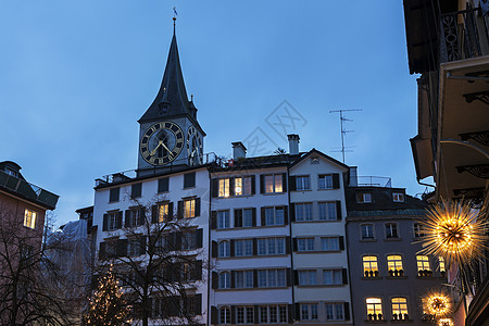苏黎世圣彼得教堂旅行景观城市地标建筑学反射建筑天空教会背景图片